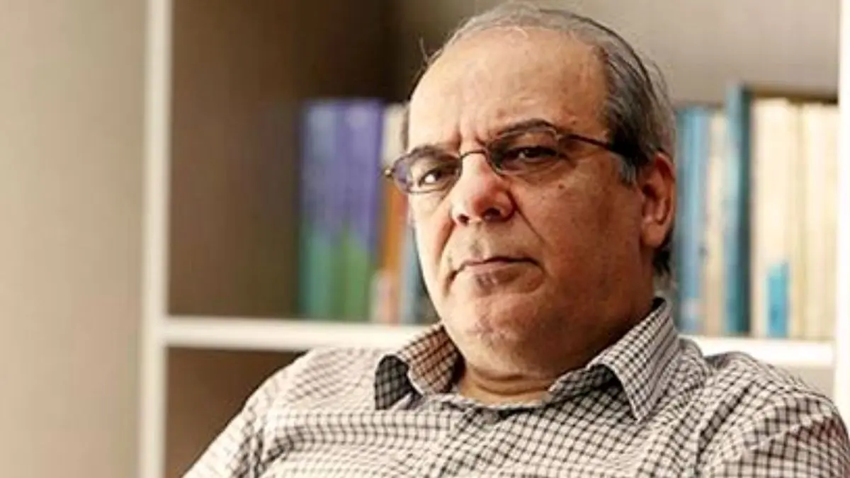 عباس عبدی: با فقدان سیاست رسانه‌ای هم چوب را خواهیم خورد و هم پیاز را؛ در پایان هم پول را خواهیم پرداخت