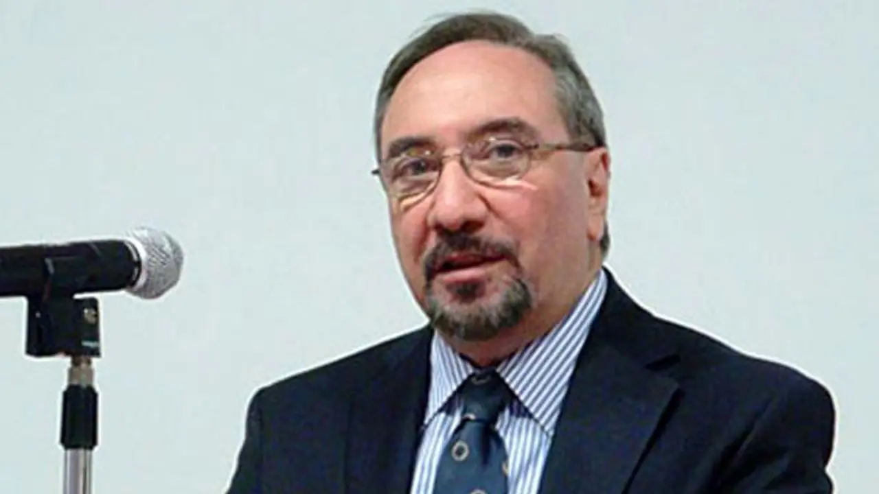 کتاب خاطرات همایون کاتوزیان منتشر شد