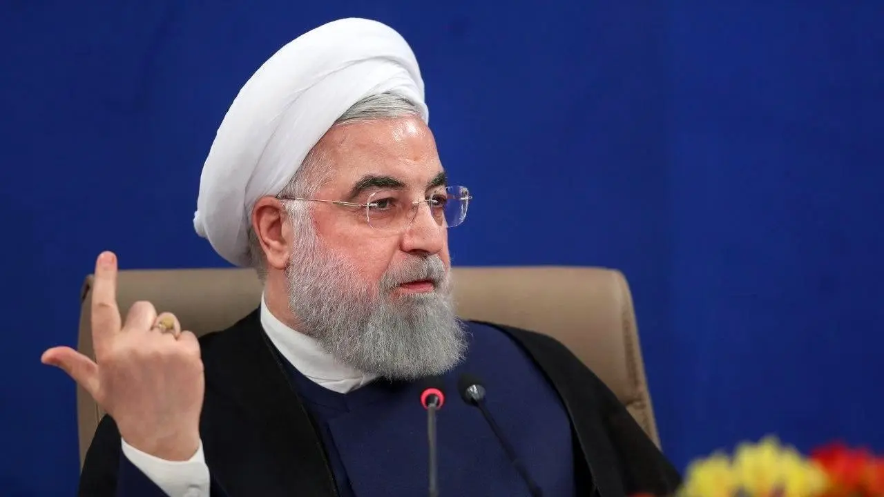 آغاز آئین بهره‌برداری از طرح‌های ملی وزارت نفت با حضور حسن روحانی