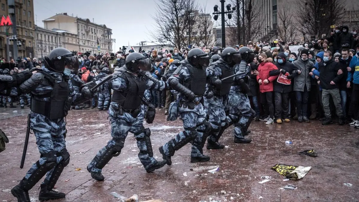در روسیه چه می‌گذرد؟ / موج اعتراضات گسترده حامیان ناوالنی در مخالفت با پوتین