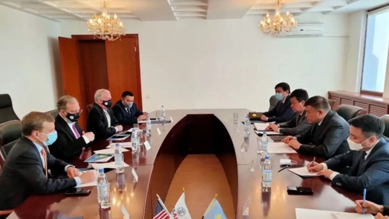 دیدار فرستاده وزارت خارجه قزاقستان و دستیار سازمان USAID