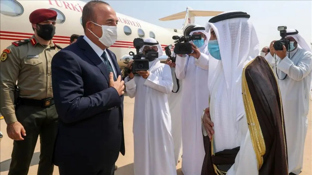 وزیر خارجه ترکیه وارد کویت شد