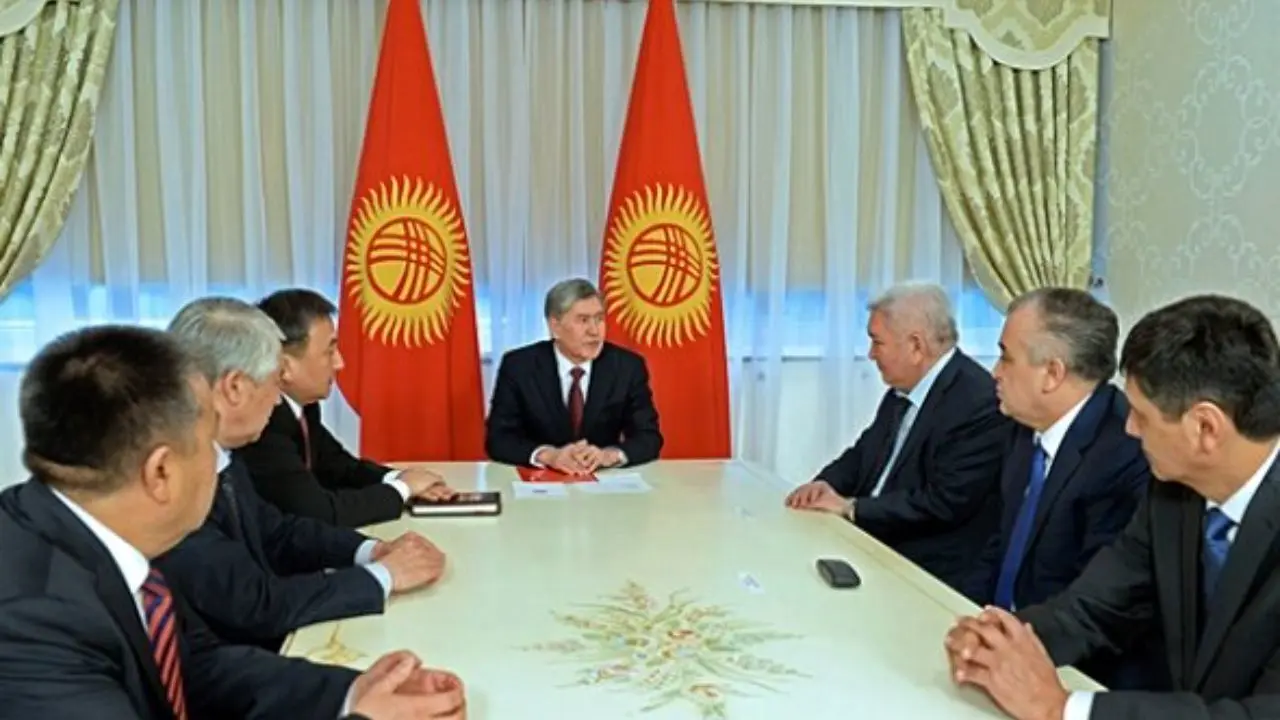 رفراندوم قانون اساسی قرقیزستان آوریل برگزار می‌شود