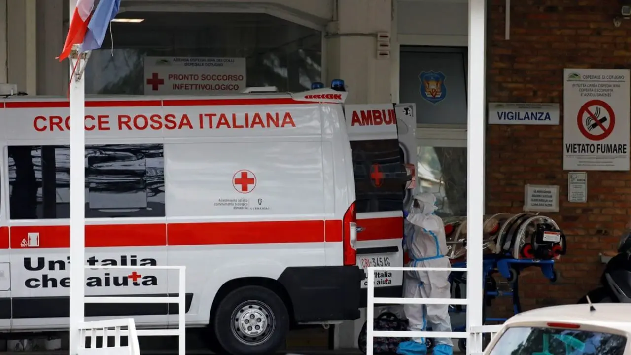 دور دنیا | دستور عجیب مافیای ایتالیا به رانندگان آمبولانس‌ها چه بود؟