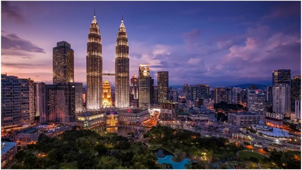 وضعیت سفر به مالزی در سال 1400 چگونه می‌شود؟