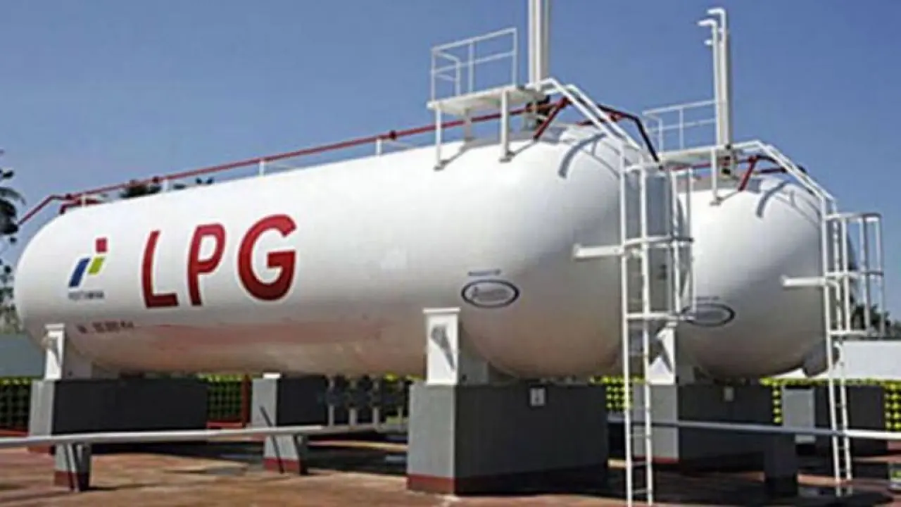 افزایش مصرف LPG منجر به صادرات بنزین و گازوئیل می‌شود/ چرا توسعه اتوگاز نسبت به صادرات LPG اقتصادی‌تر است؟