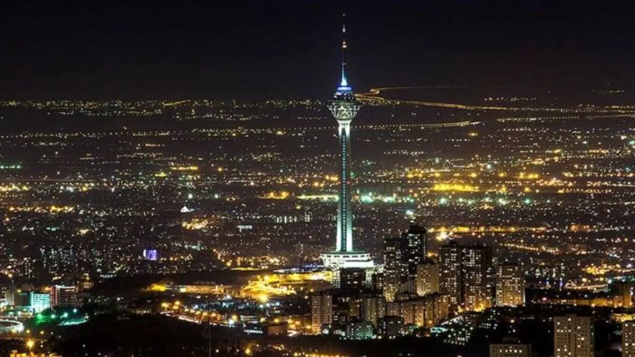 تهران دارای 800 پل سواره‌رو و 550 کیلومتر بزرگراه