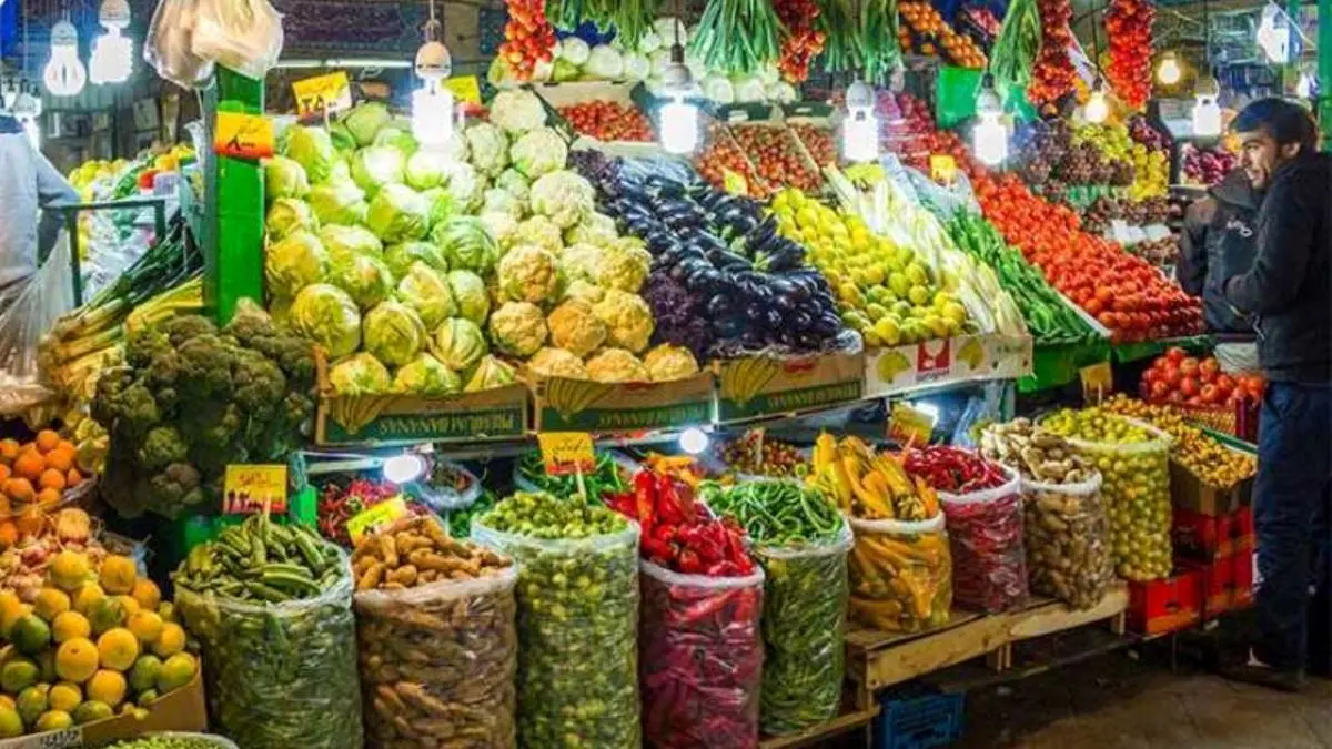 کاهش قیمت سبزیجات و صیفی جات در میادین میوه و تره بار