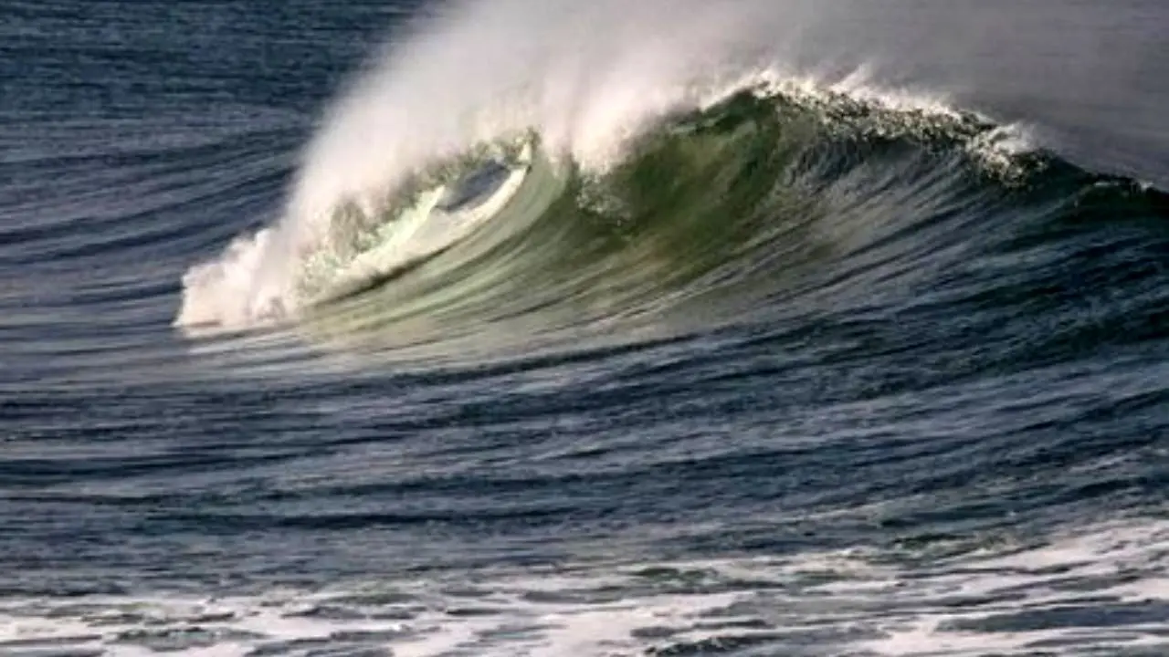 هشدار هواشناسی نسبت به افزایش ارتفاع موج در نواحی ساحلی و فراساحلی کشور