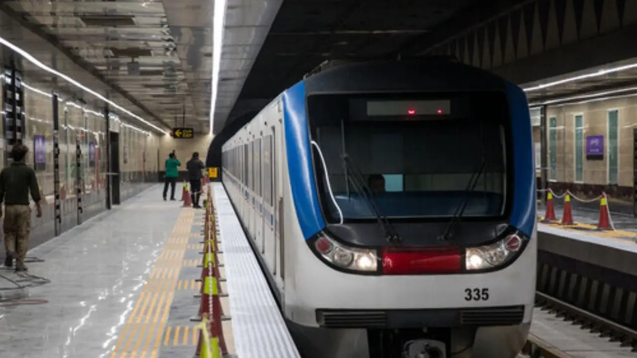 حرکت متروی تهران بر روی ریل ملی/پایتخت 250 کیلومتر شبکه مترو دارد