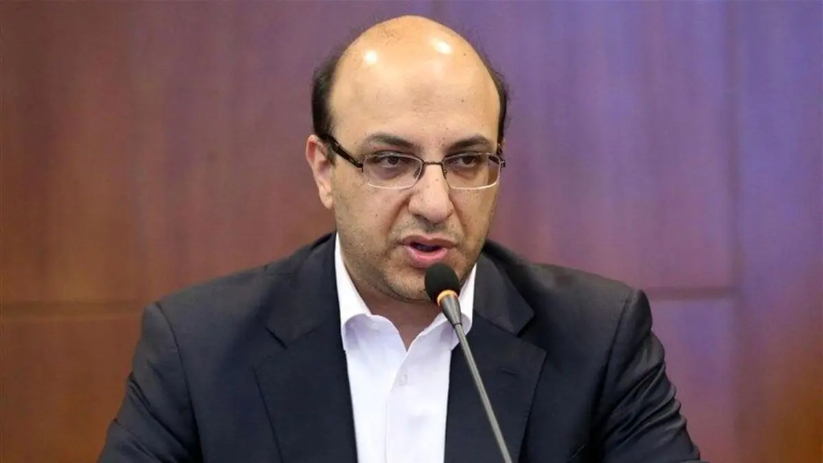 معاون وزیر ورزش به گلایه‌های علی کریمی واکنش نشان داد