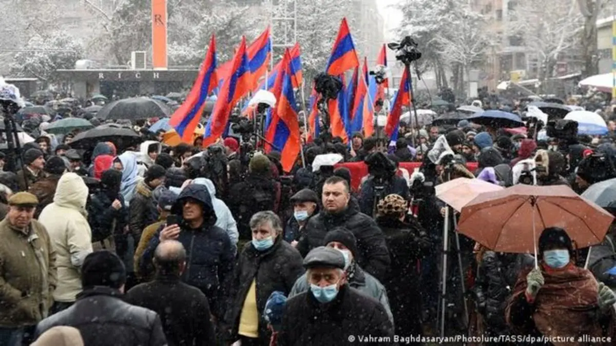 تجمع مخالفان نخست وزیر ارمنستان در‌ ایروان