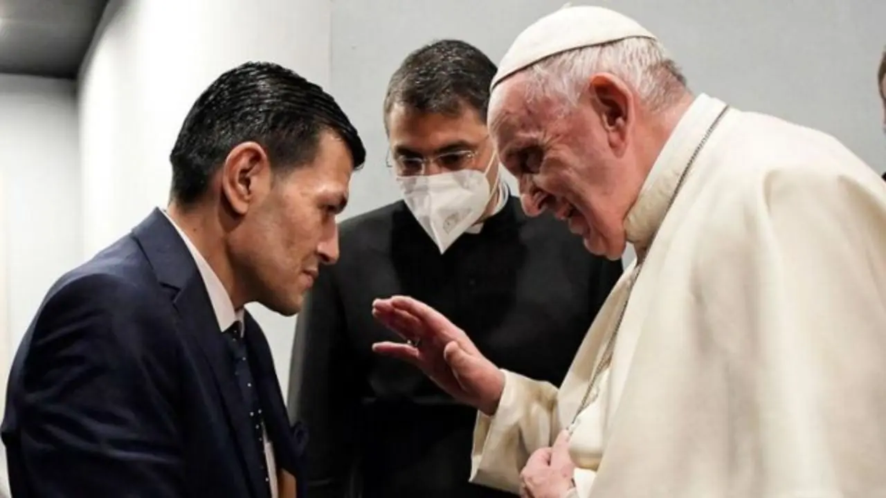 ملاقات پاپ فرانسیس با پدر «آیلان کردی»، کودک سوری غرق شده