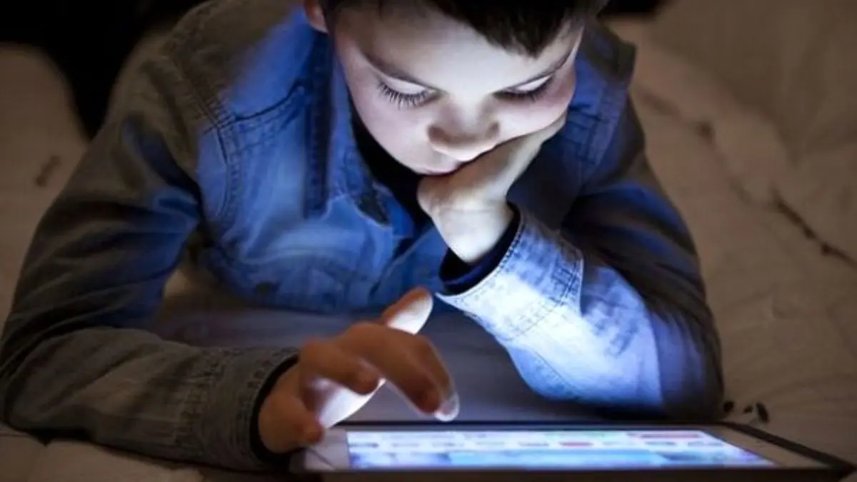 ایجاد ابزاری برای والدین جهت کنترل دسترسی فرزندان به محتوای مجازی