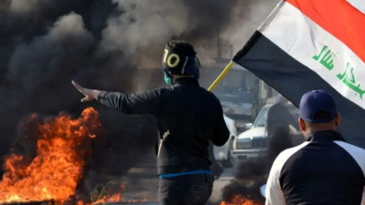 معترضان عراقی پل های استان ذی قار را بستند