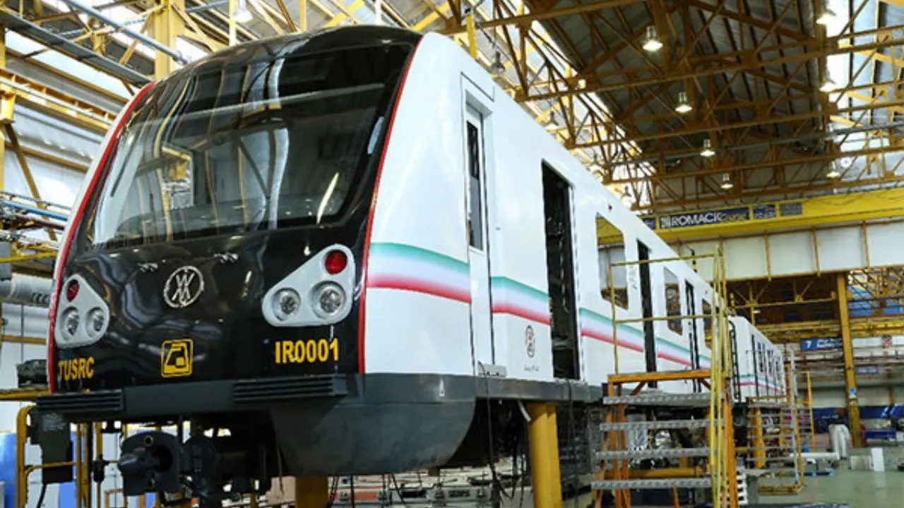 اولین قطار مترو ملی سال آینده رونمایی می‌شود