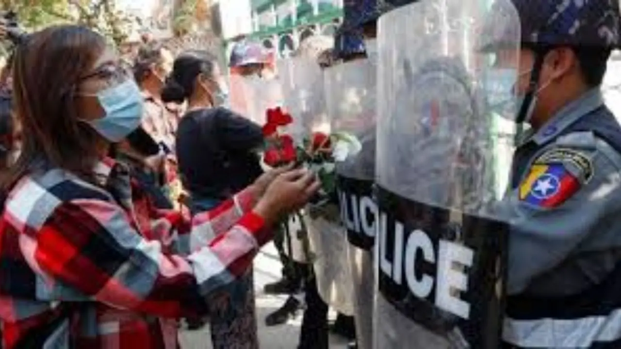 میانماری‌ها امروز هم به خونتا اعتراض می‌کنند