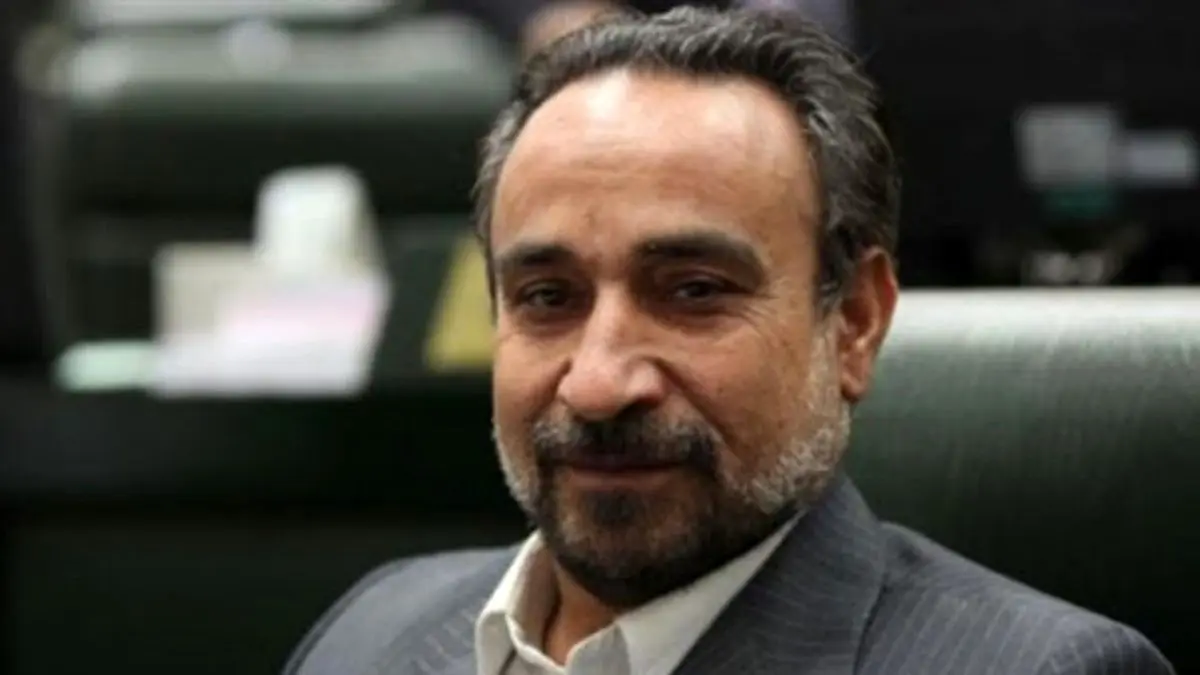 محمدرضا خباز در انتخابات شورای‌شهر تهران ثبت‌نام کرد