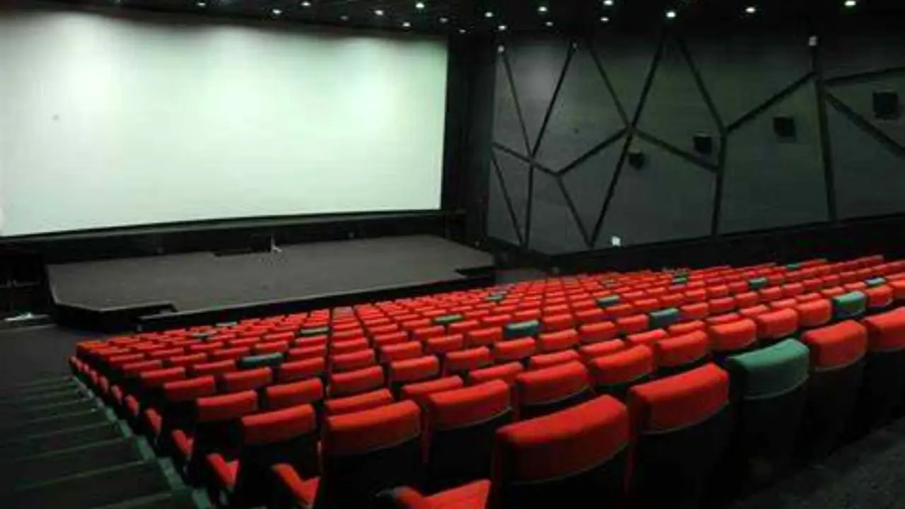 سینماهای تهران تعطیل شد