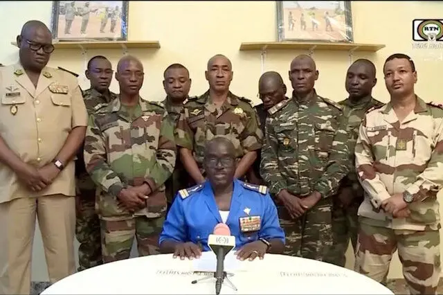 کودتا در نیجر؛ رئیس‌جمهور بازداشت و مرزها بسته شد