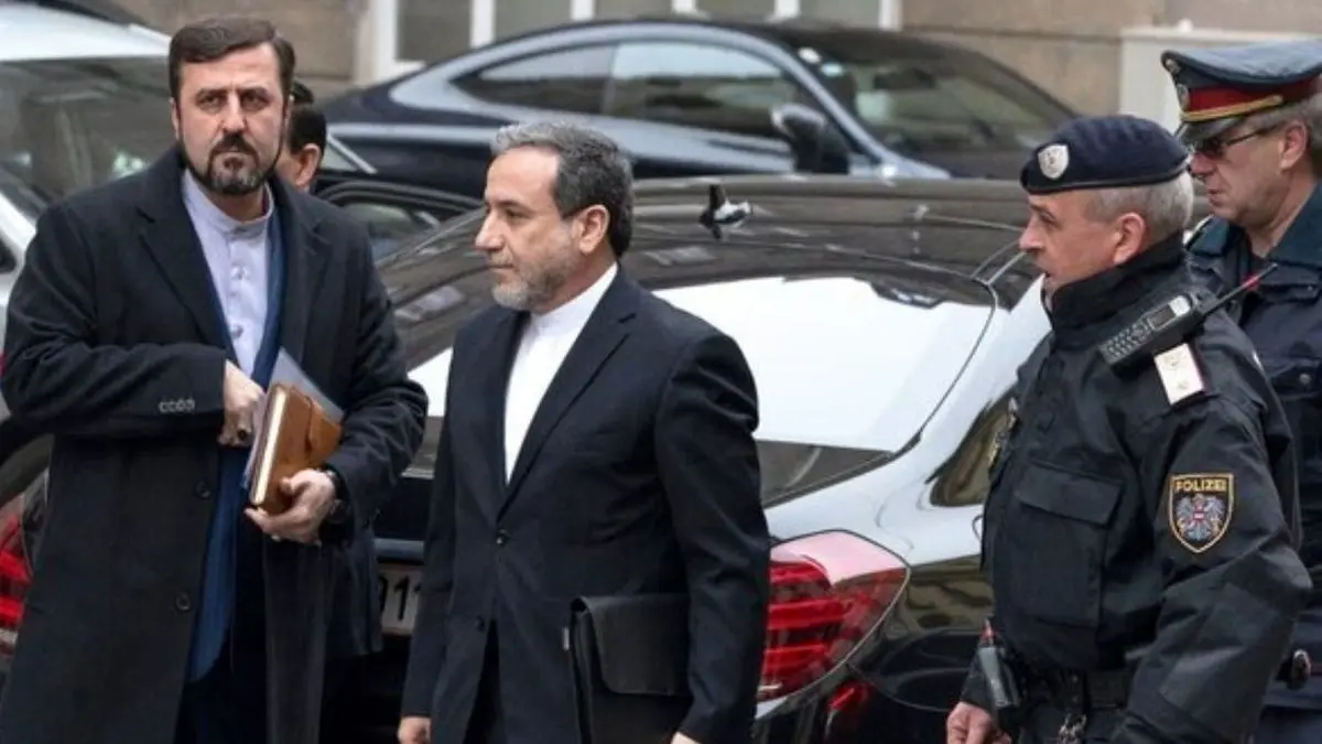 تیم مذاکره‌کننده ایرانی وارد وین شد