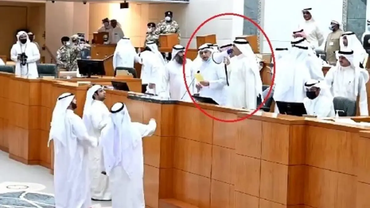 دور دنیا| جنگ در مجلس امت کویت مغلوبه شد + ویدئو
