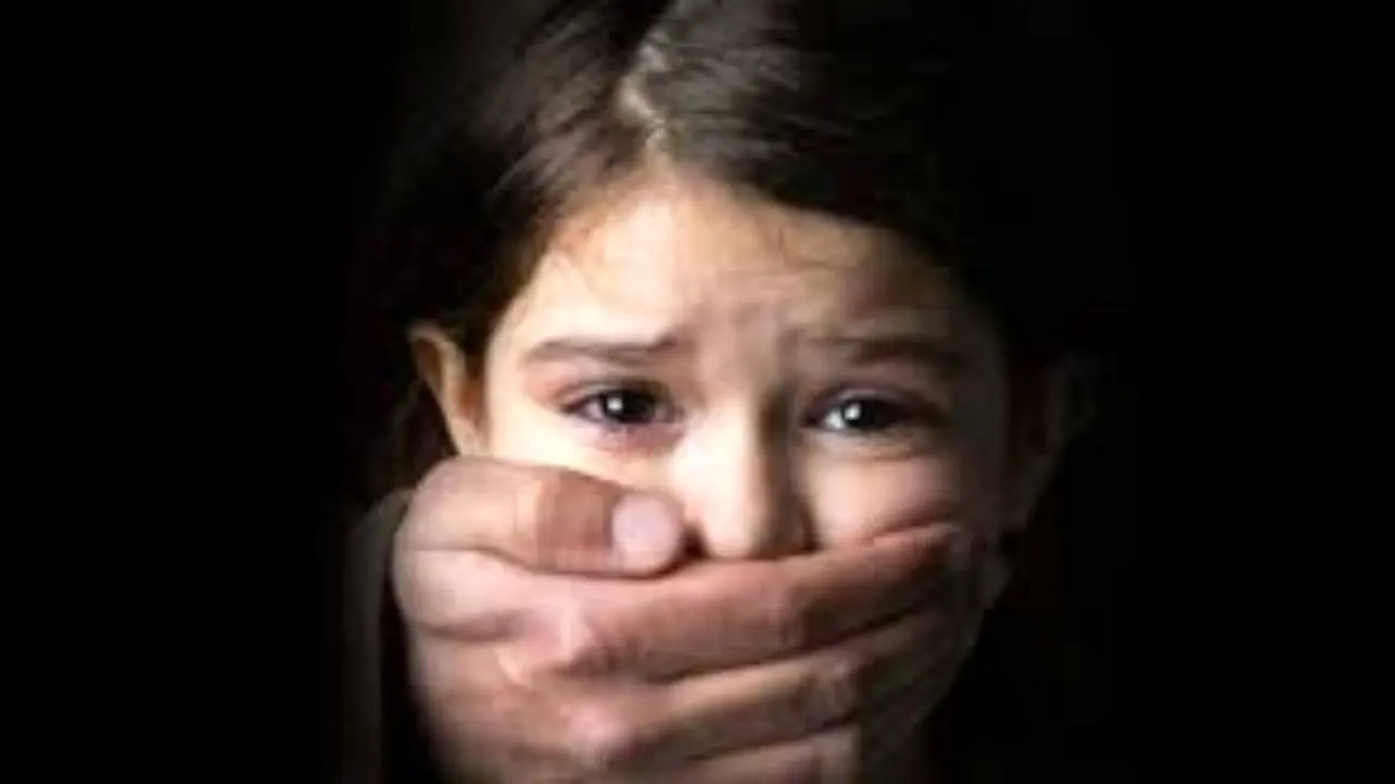 فقدان قانون حمایت از کودکان و موج‌سواری بر پیکر دختر 17 ماهه