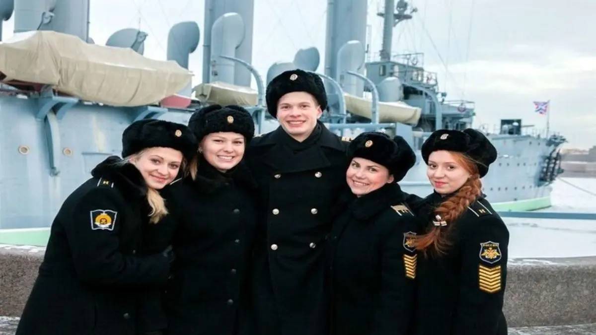 دور دنیا| چرا ورود نظامیان زن به زیردریایی روسیه ممنوع است؟