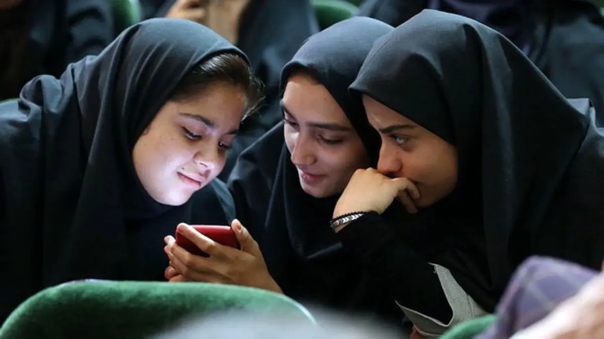 سندروم پرستش سلبریتی‌ها در دوران نوجوانی/ چه زمانی به درمان فکر کنیم؟