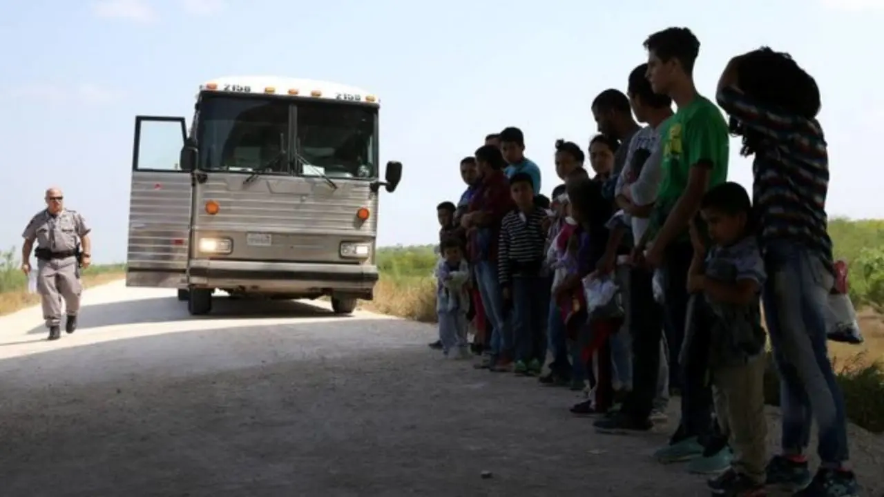 کامالا هریس و رئیس‌جمهور مکزیک درباره علل اصلی مهاجرت گفت‌وگو می‌کنند