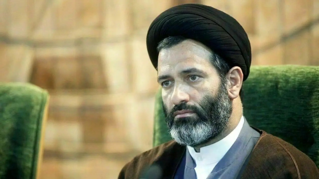 آمریکا به دنبال ضربه زدن به ایران است/ نباید به دشمنان انقلاب اعتماد کنیم