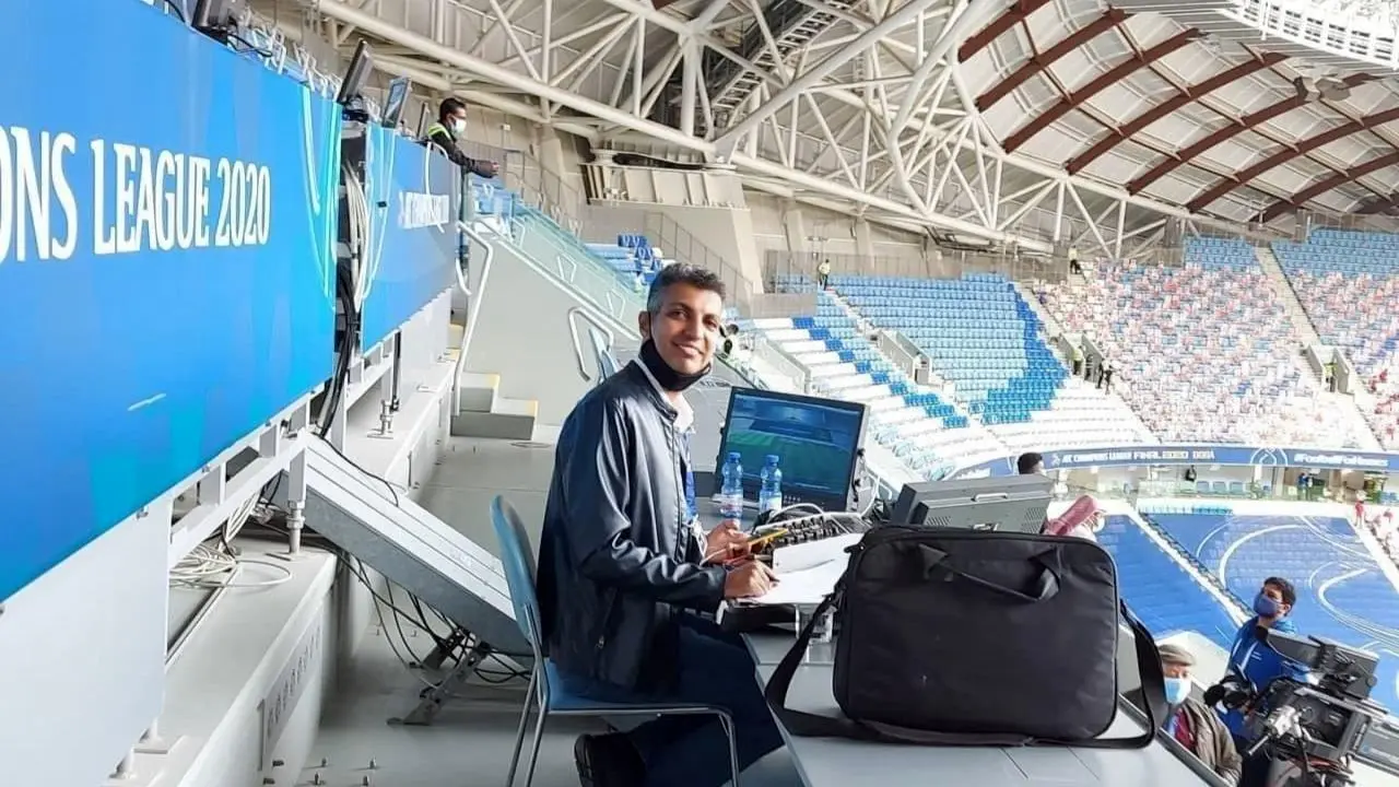 تماس عادل فردوسی‌پور با گزارشگر فینال بسکتبال 