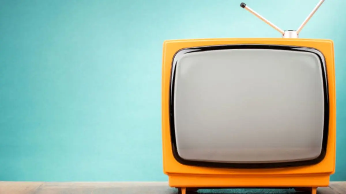 تلویزیون کدام ساعت بیننده بیشتری دارد؟