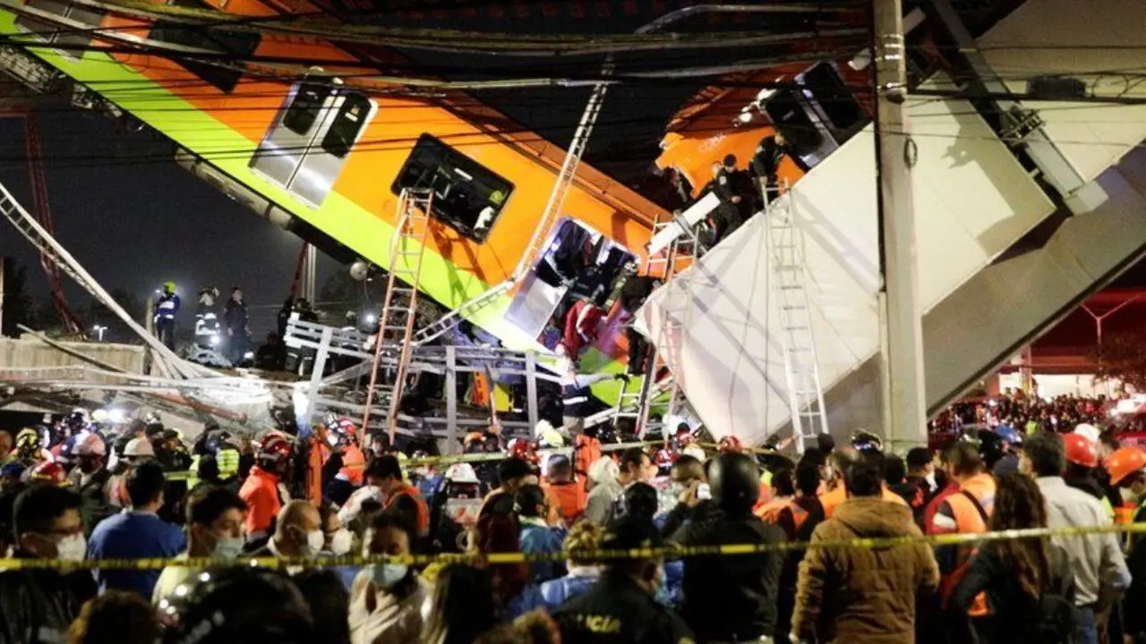 حادثه قطار در مکزیک با حدود 100 کشته و زخمی