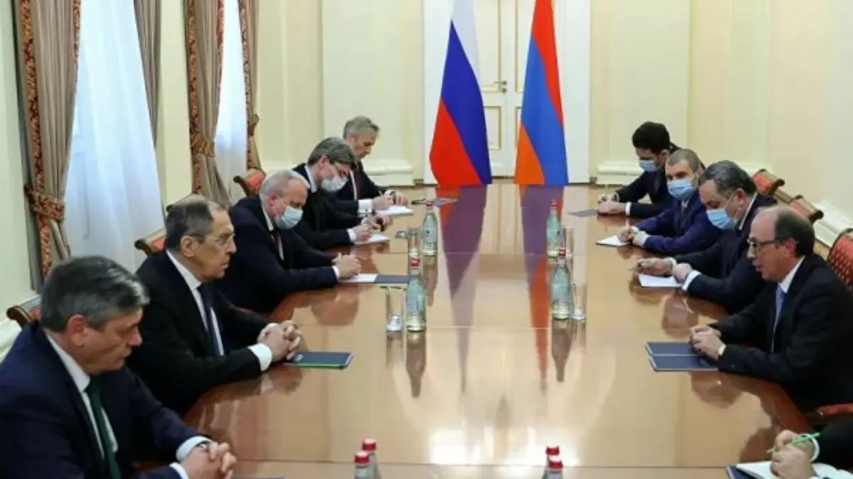 گفت‌وگوی وزیر خارجه روسیه با مقامات ارمنستان پیرامون وضعیت قره‌باغ