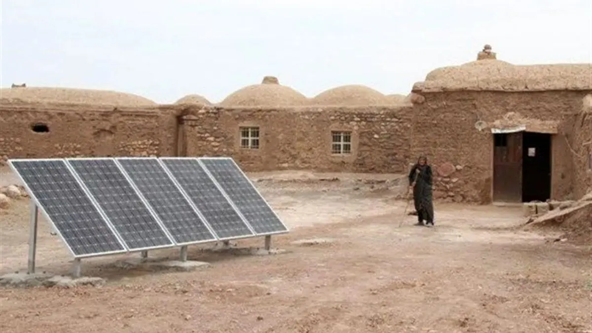 تحویل 20 هزار نیروگاه کوچک خورشیدی به عشایر کشور