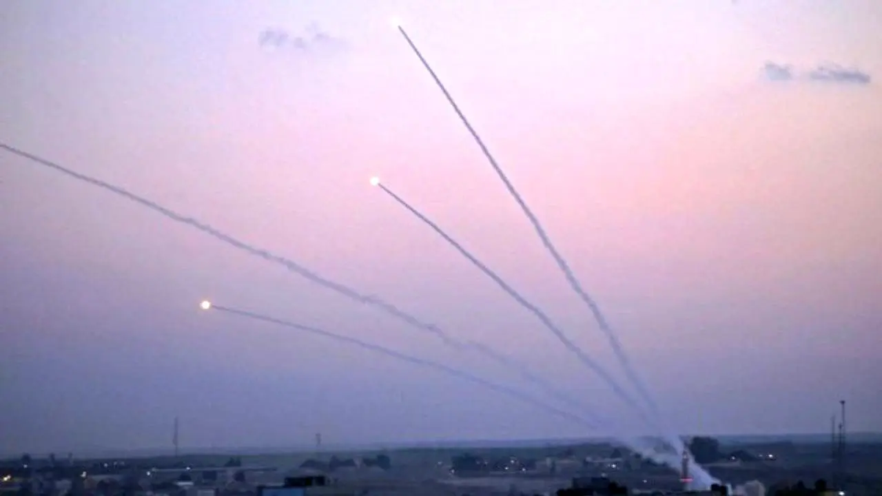 بارش موشک‌های فلسطینی بر سر گنبد آهنین اسراییل+ 4 ویدئو