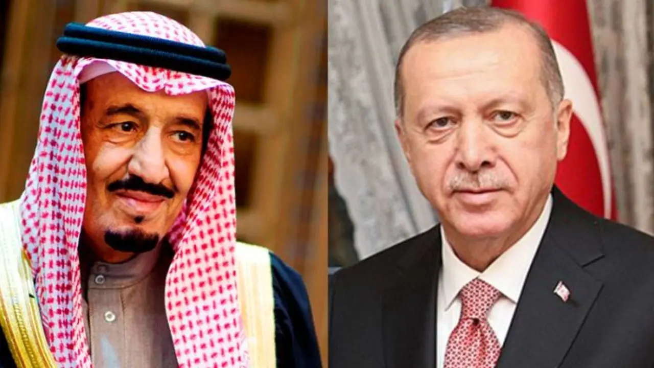 سفر وزیر خارجه ترکیه به عربستان/ آیا آنکارا خطر تغییرات جدید را احساس کرده است؟