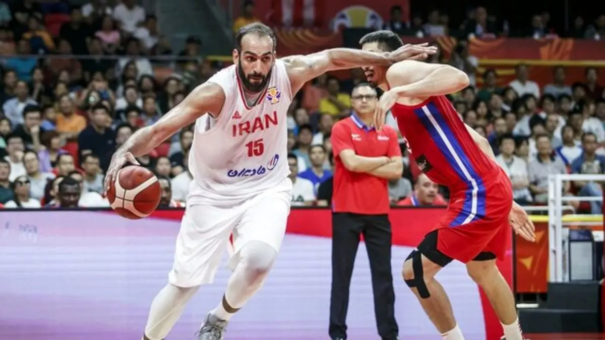 کمالیان: سبک بسکتبال ایران مشخص نیست/ با سطح مسابقات بین‌المللی فاصله داریم