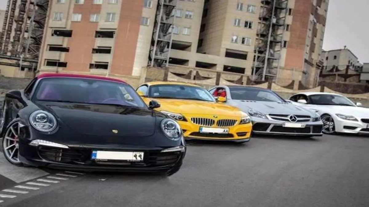 خودروهای لاکچری قابل خرید و فروش نیستند / تخلفات را به ناجا اطلاع می‌دهیم