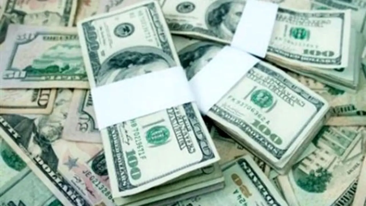 نوسان قیمت دلار در کانال 22 هزار تومانی