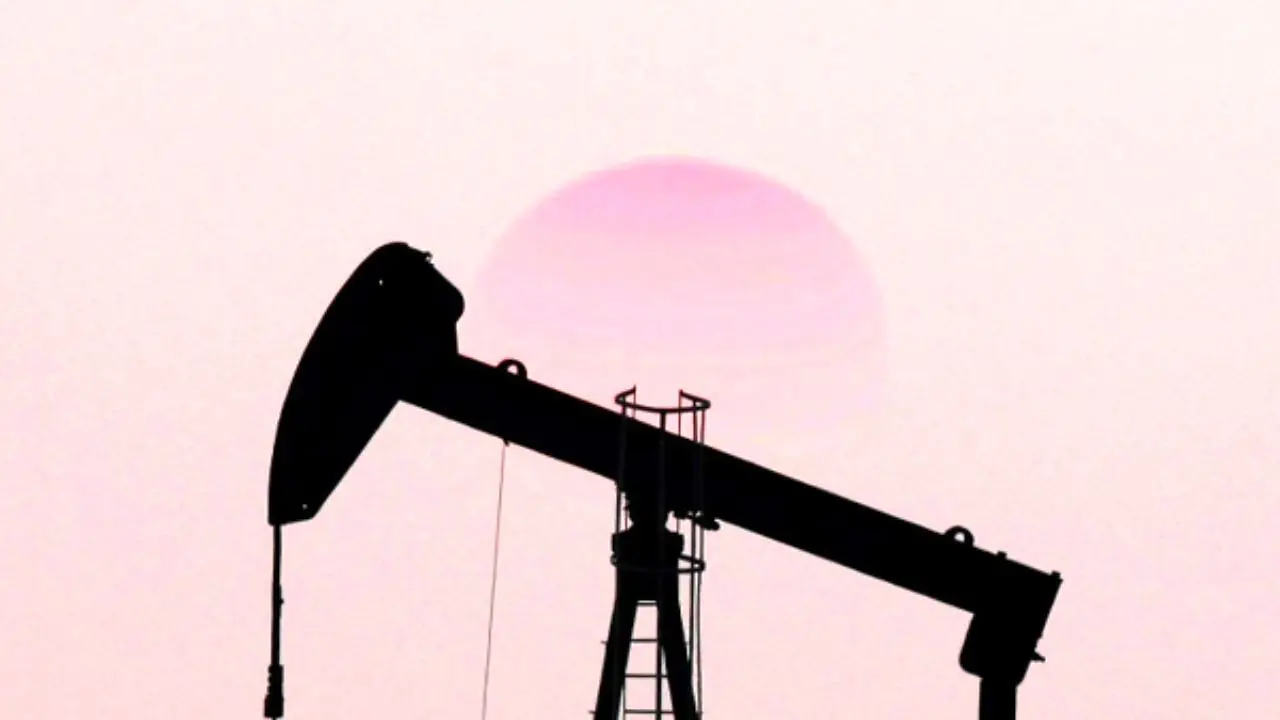 چشم‌انداز پیشرفت در مذاکرات وین، قیمت نفت را کاهش داد