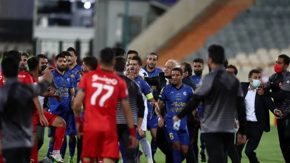 عقب‌ماندگی فرهنگی در سطح اول فوتبال ایران!
