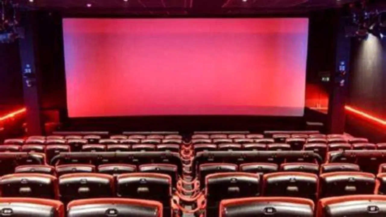 سالن‌های سینما به روال عادی برمی‌گردند؟