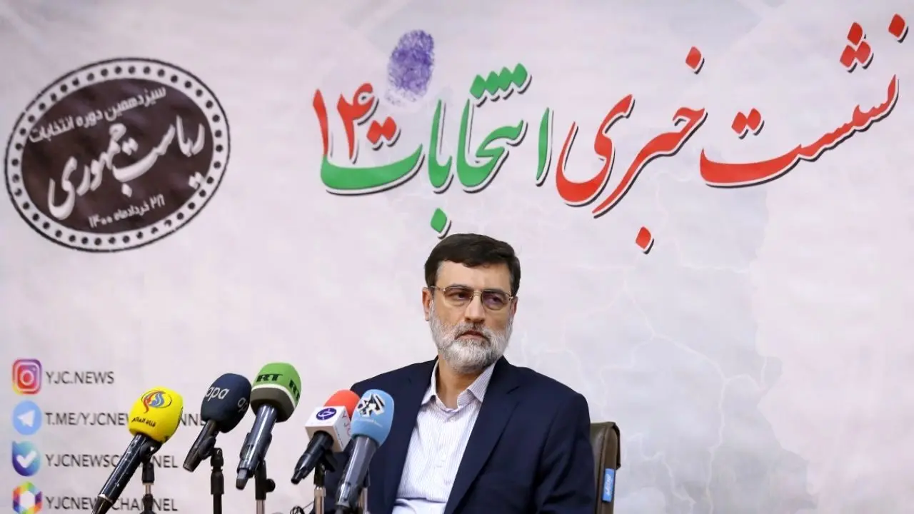 من با رییسی در یک جبهه سیاسی هستم / شعارهای لاریجانی نشان خواهد داد اصلاح‌طلب یا اصولگرا است