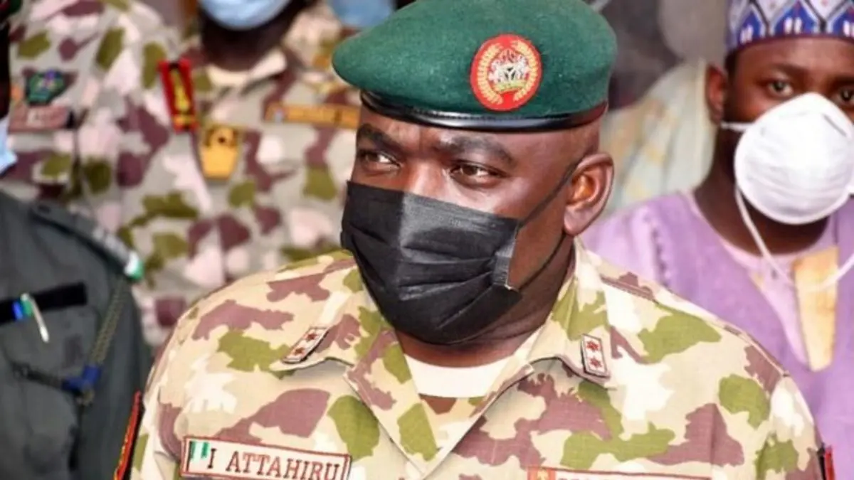 فرمانده ارتش نیجریه در سانحه هوایی جان باخت