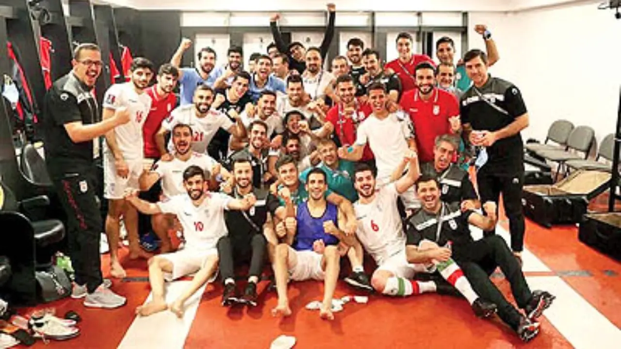 قطارخوشبختی