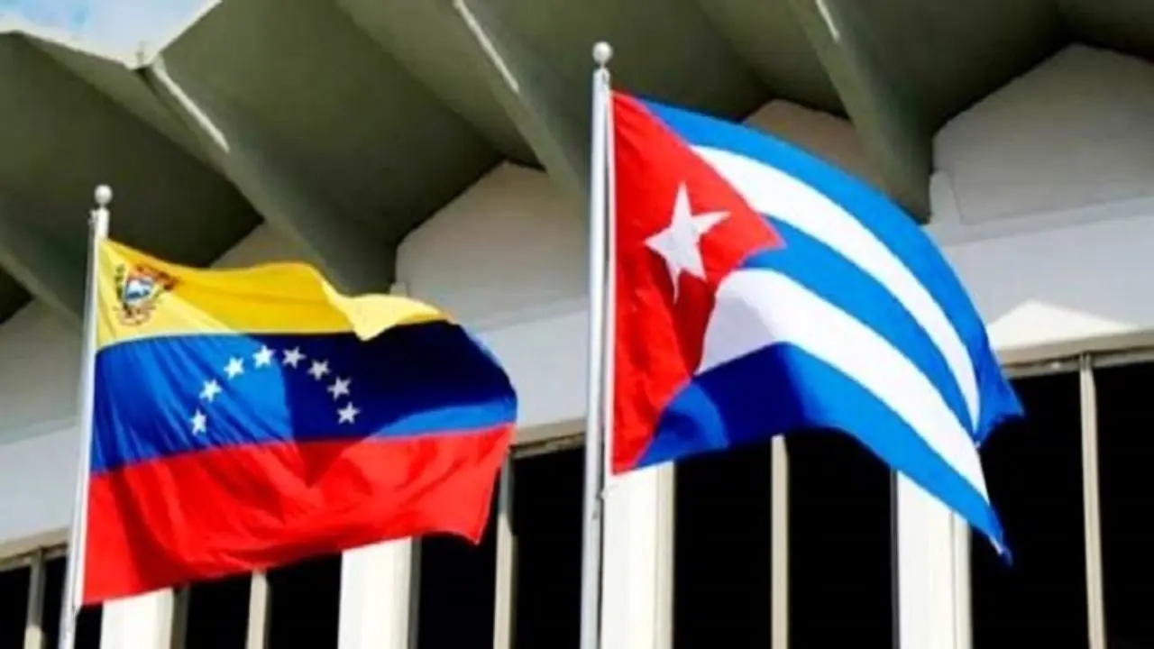 آمریکا به کوبا و ونزوئلا درباره پهلو گرفتن کشتی‌های ایران هشدار داده است