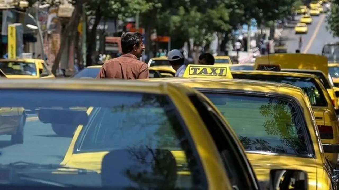 بیمه رانندگان تاکسی همچنان در بلاتکلیفی