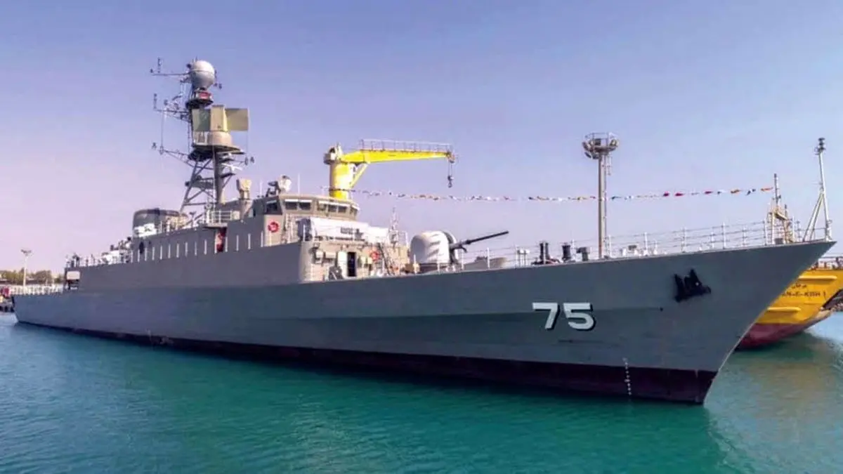 ناوشکن «دنا» و «شاهین» به نیروی دریایی ارتش ملحق می‌شوند
